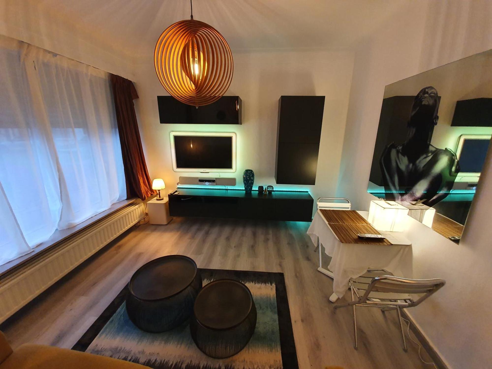 Apartment Hideaway, Outside Of Emission Zone *